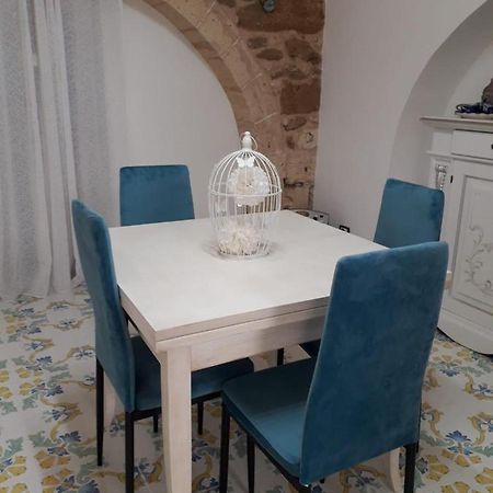 Casa Vacanze Vico Verona 7 Oria  Luaran gambar