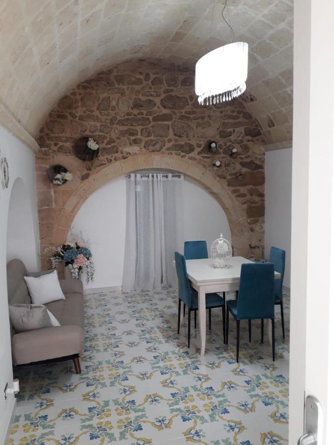 Casa Vacanze Vico Verona 7 Oria  Luaran gambar